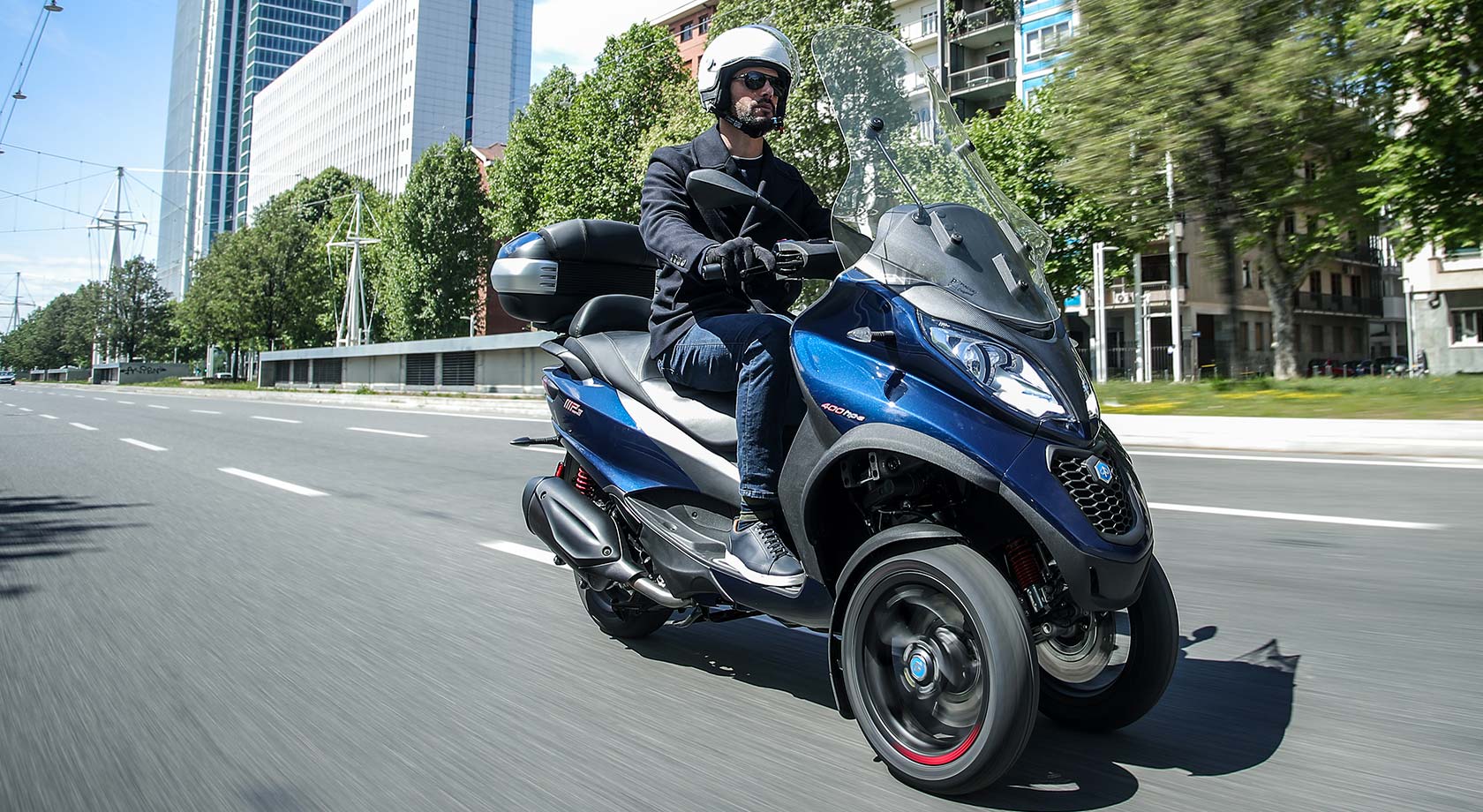 Piaggio Mp3 400 1680x920 Gallery 7