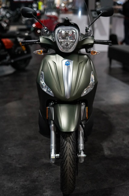 Piaggio BV 350 Exposed | Twist The Throttle Piaggio BV 350 Exposed | Twist The Throttle