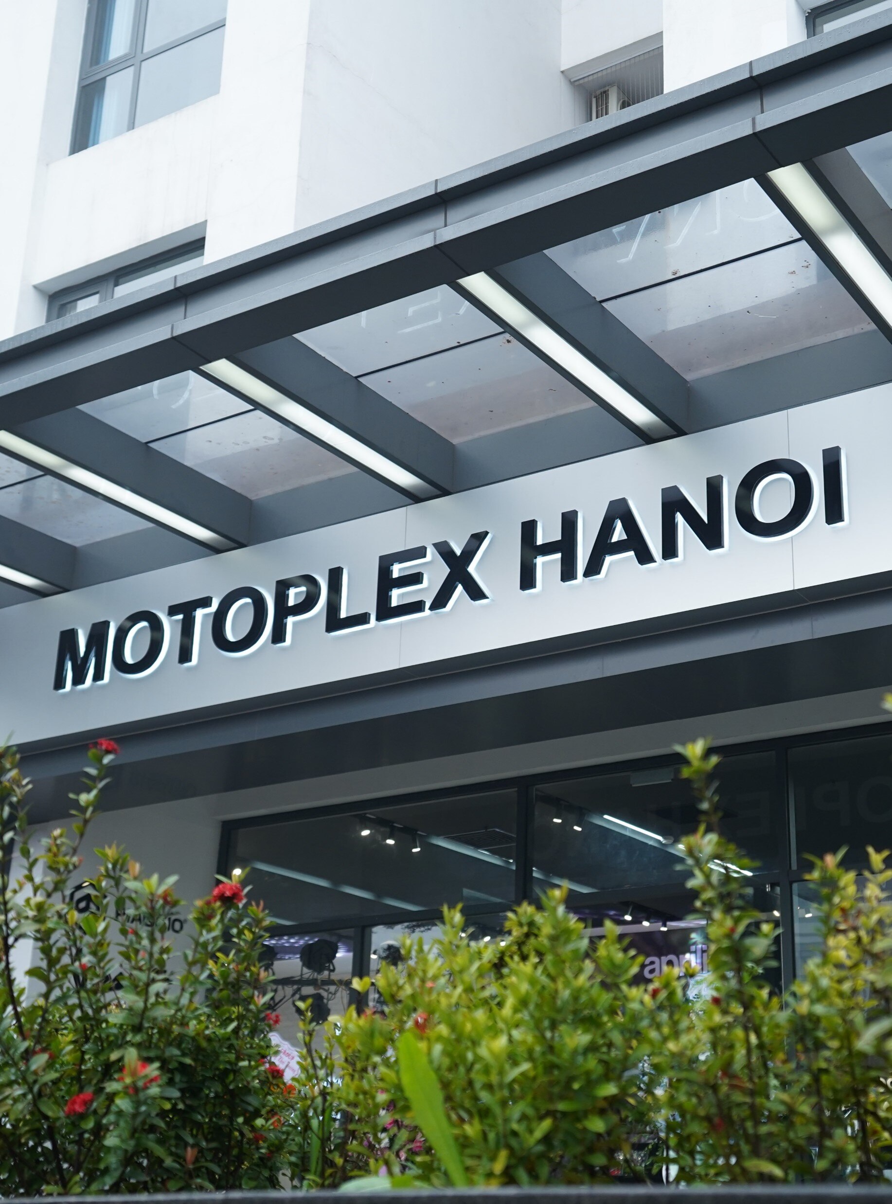 PIAGGIO VIỆT NAM KHAI TRƯƠNG ĐẠI LÝ MOTOPLEX, CHÍNH THỨC GIA NHẬP THỊ TRƯỜNG XE PHÂN KHỐI LỚN PIAGGIO VIỆT NAM KHAI TRƯƠNG ĐẠI LÝ MOTOPLEX, CHÍNH THỨC GIA NHẬP THỊ TRƯỜNG XE PHÂN KHỐI LỚN